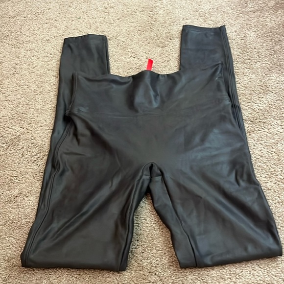Spanx size S - Picture 1 of 8